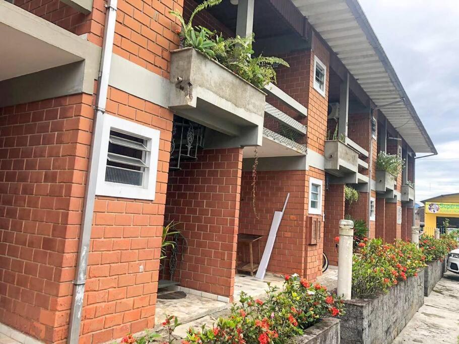 Apartamento A 230 Mts Da Praia Em Ubatuba Exteriör bild